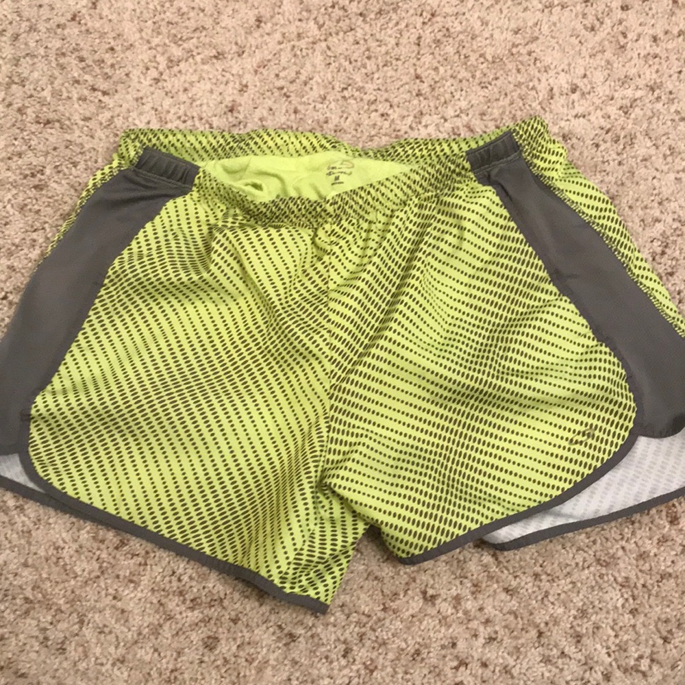 Champion Women Shorts | M